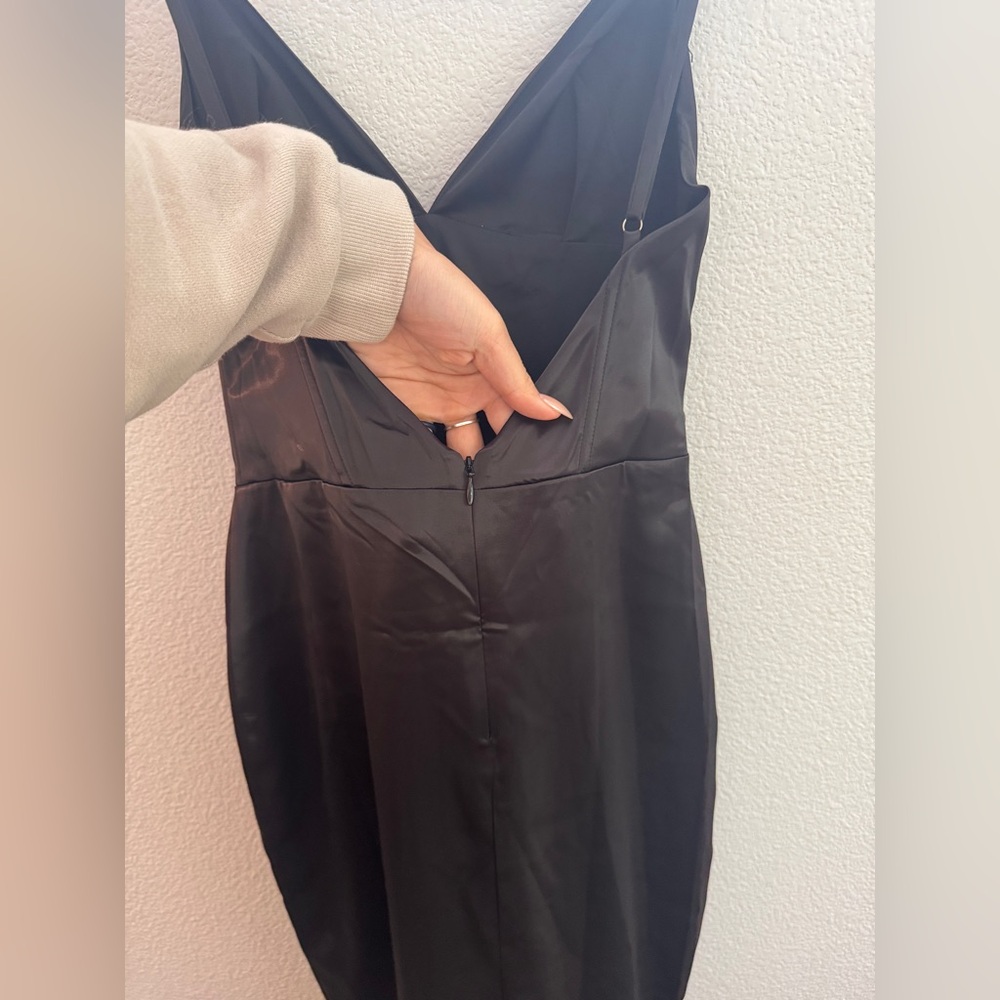 Meshki corset style bodycon midi dress - Picture 10 of 10